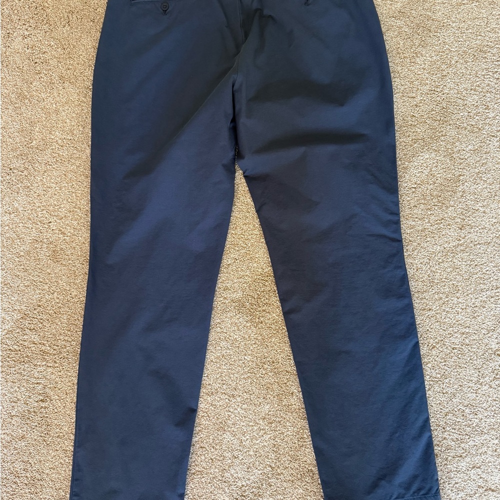 Vineyard Vines Men's On The Go Pant - Picture 3 of 5